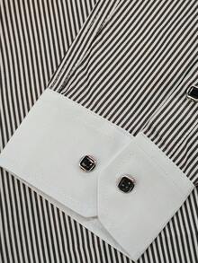 Men's Classic Striped Button Down Shirt, Roll-Up Sleeve Design, Lightweight Breathable Vertical Striped Shirt, Minimalist Fashionable Holiday Style, Fall