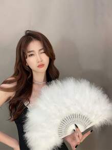 There Are Eight Colors To Choose From - Elegant Solid Color Feather Folding Fan, Women's Photo Prop, High-End Art Piece, Princess Role-Playing Prop, And Hand Fan.