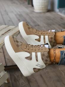 2024 Herbst/Winter Neuankömmling leicht, bequem, modisch, vielseitig, alltäglich, unverzichtbar, bestickter Zehenbereich, innen erhöht um 8cm Plateau, Schnürung, High-Top Sneakers Sportschuhe