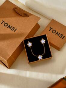 TONSI 1pc Elegant Minimalist Stainless Steel 18K Gold Plated 5-Leaf Clover Bracelet In Red, White, Black, Green Colors, Gift Box For Mother's Day, Wife, Teacher, Colleague