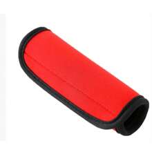1pc Fashion Luggage Handle Wrap - Luggage Tag Identifier, Suitable For Travel, Cruise, Airplane, Fits Most Luggage Handles, Luggage Handle Grip Cover, Trolley Handle Sleeve, Mobility Aid Handle, Wheelchair, Elderly Grab Bar, Stroller Handle Protection, Random Color