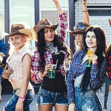 Pulseras de silicona de vaquera: 6/12/24 piezas Pulseras elásticas de colores para fiestas del oeste, cumpleaños y eventos - 6 patrones únicos