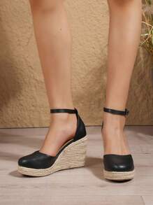 Women's Hot-Selling Black Outdoor New Versatile Comfortable Resort-Style Viral Rope Thick-Soled Shoes