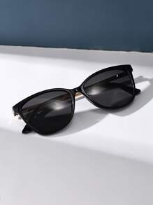 Lunettes de soleil polarisées style œil de chat pour femmes, monture en métal rétro mode, style classique, décoration pour les sports de plein air, la randonnée, les voyages, la plage, la conduite, la pêche, protection UV d'été, tenue de sortie, vacances à et cadeau pour la famille et les amis