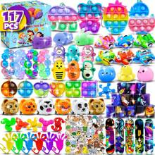 107/117/124 piezas de varios regalos para fiestas, juguetes de aula para rellenar estuches de violín, premios de carnaval para caja del tesoro, relleno de bolsas de regalo, pequeños y minúsculos artículos para caja de recompensas de aula (color aleatorio)
