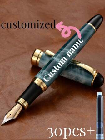 [Personalizado] Soporte para bolígrafo con grabado láser, 1 pieza de elegante bolígrafo fuente personalizado con punta fina de 0.5 mm, artesanía de electrochapado de alta calidad, experiencia de escritura suave, cartucho de tinta recargable, incluye 30 piezas de cartuchos de tinta de 2.6 mm, gran regalo diario de escritura/caligrafía para compañeros de trabajo, familiares, vuelta a la escuela, San Valentín, Navidad, Día del Padre, Día del Maestro, Acción de Gracias, Navidad, Día de la Madre, Cumpleaños, Regalos personalizados