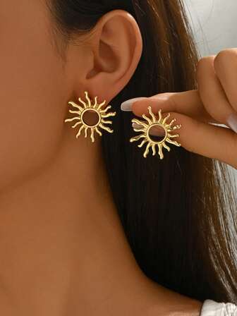 1 Pair Fashion High-Quality Elegant Minimalist Unique Sunflower Design Stud Earrings, Suitable For Daily Wear For Women