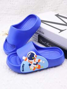 Kids Foam Flip Flops, Classic Astronaut Cartoon Design Sandals, Soft Bottom Anti-Slip Wear-Resistant Lightweight And Comfortable, Suitable For Outdoor Beach Play