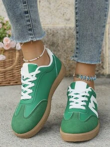 Retro Classic Unisex Casual Sports Shoes, Round Toe Lace-Up Skate Sneakers - Green - View 5