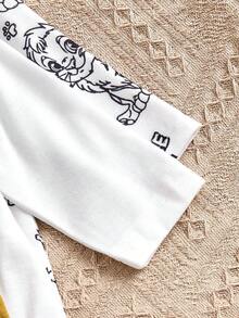 2pcs/Set Comfortable Breathable Infant Jumpsuit With Cute Lion Pattern, Contrast Color Ruffled Leg Opening, Single Breasted Design, Long Sleeve Footed Romper With Hat & Bib, Suitable For Daily Wear