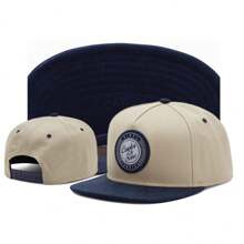 1 pezzo Nuovo Cappello da baseball parasole sportivo all"aperto alla moda stile CAYLER & SONS, cappello a falda piatta neutro unisex per uno stile dolce e fresco, attività all"aperto