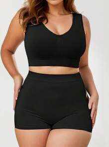 1 Set Plus Size Women Black Comfortable Seamless Wide Band Sports Bra And Soft Elastic Seamless Mid-Waist Sports Shorts, Suitable For Fitness, Running, Yoga