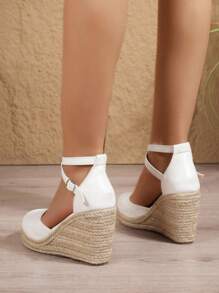 Sandalias de verano cómodas y casuales para mujer con suela gruesa y cuerda