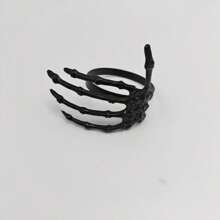 Factory Directly Selling Halloween Ghost Hand Napkin Rings, Red And Black, Simple Ghost Party Napkin Rings, Bulk