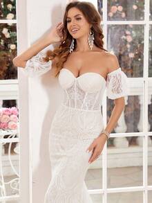 Elegant Lace Wedding Dress With Detachable Puff Sleeves, Mermaid Style With Train - White - View 5