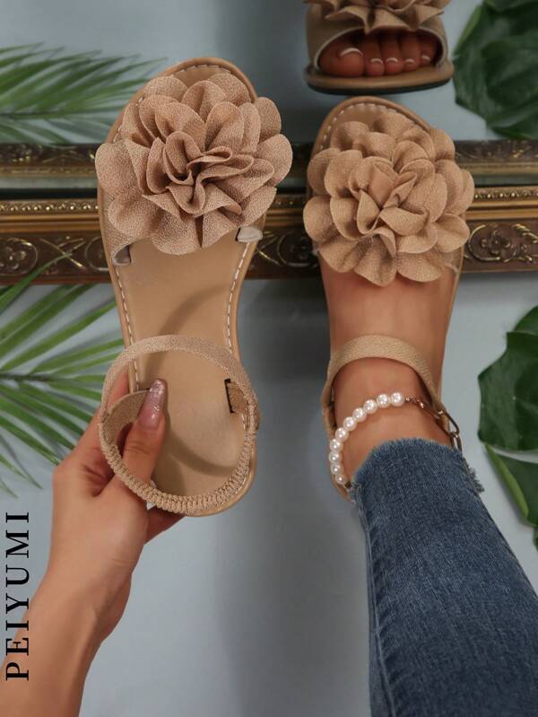 PEIYUMI Women Sandals, Flower Petal Decor Summer Beach Sandals,Stretch Elastic, Easy To Carry