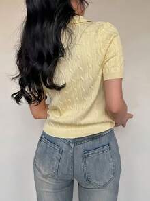 1 pieza Blusa corta de punto con cuello polo de unicolor y detalle de nudo, adecuada para verano, primavera y otoño - Amarillo - Ver 2