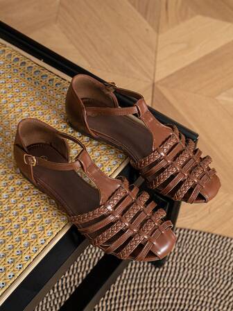 Women Flat Shoes Hollow Toe Roman Sandals T-Strap Ankle Wrap Hollow Flat Sandals Faux Leather Comfortable Shoes Woven Multi-Strap Outdoor Holiday Flat Non-Slip Peep Toe Fishnet Caged Breathable Sandals, Brown Summer Essential Ladies Flat Sandals