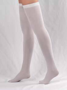 1双女士80D丝绒纯色过膝长筒袜，舒适袜子 - 白色 - 查看 2