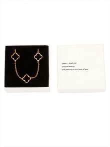 1 Piece Gold Four Leaf Clover Necklace Clover Pendant Station Necklaces For Women 18K Gold Plated Stainless Steel Lucky Leaf Jewelry,For Everyday And Party Accessories