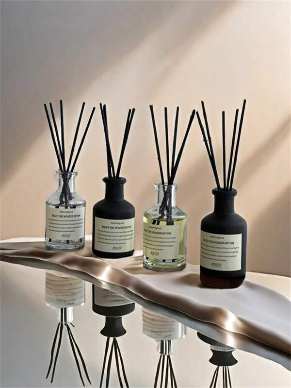 5pcs/Set (1 Bottle Aromatherapy Oil + 4 Aromatherapy Sticks) Flameless Essential Oil Diffuser Set, Long-Lasting Fragrance Suitable For Bedroom, Bathroom, Living Room, Aromatherapy, Air Freshener, Home Fragrance, Gift, Home Decor, Birthday, Graduation
