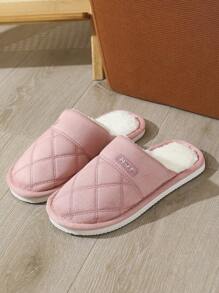 Nouvelles mules  brodées de losanges pour femmes et hommes, pantoufles d'intérieur confortables, chaudes et antidérapantes, convenant pour l'automne/l'hiver