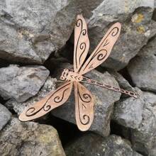 1 Pc Elegant Naturally Rusted Metal Dragonfly Garden Statue, Decorative Art Style With Intricate Swirl Design, Rustic Outdoor Sculpture For Mother's/Father's Day, Durable Ground Mounted Home & Garden Decor, No Battery Required, Manually Shaped