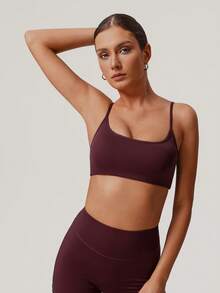 Sodalemon 女士健身露背直筒瑜伽训练运动文胸 - 酒紅色 - 查看 7