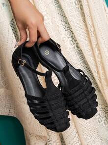 女士镂空角斗士凉鞋 T 型带踝带闭合趾平底凉鞋编织透气休闲镂空一脚蹬平底夏季沙滩鞋，棕色 - 黑色 - 查看 3