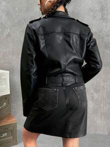 Chamarra tipo motociclista para mujeres, diseño elegante y vanguardista, ideal para estilos modernos - Negro - Ver 4