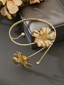 1pc Women's Minimalist Geometric Line Open Bangle Bracelet, Gold Color, Suitable For Daily Wear, Essential For Back To School Season,Classy,Festival - Style 31 - View 2
