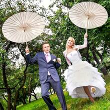 White Oil Paper Umbrella,Elegant White DIY Paper Umbrella - Elegant Sun Protection Parasol For Weddings, Parties & Photo Props, Lightweight Portable Decor For Graduations, Birthdays, Holidays (July 4th, Halloween, Christmas, Valentine's, Thanksgiving), Party Decoration,Perfect For Wedding Decorations, Gifts For Brides And Grooms, Romantic Japanese And Chinese Styles(16 Shares) - Multicolor - View 4