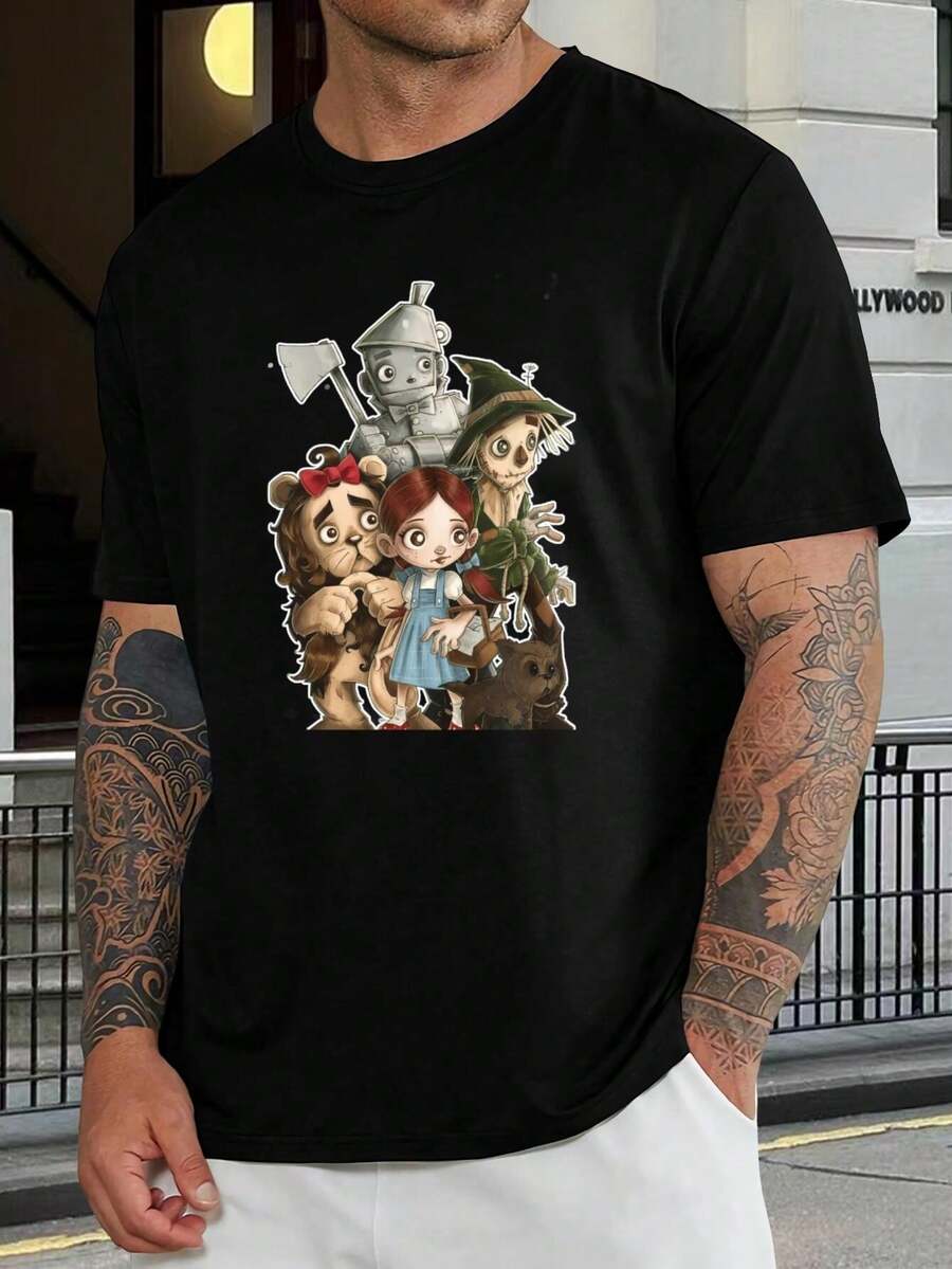 Camiseta del Mago de Oz - Dorothy, Hombre de Hojalata, Espantapájaros, León, Toto - Ropa para fans de películas clásicas - Camiseta gráfica unisex - Camiseta negra de algodón, cuello redondo y manga corta para hombres, mujeres y regalos para padres - Negro - Ver 1