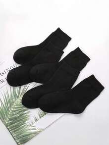 5/10双装男女通用纯黑色柔软舒适中筒袜，适合日常穿着、户外、休闲、运动、搭配乐福鞋、运动鞋，四季皆宜。