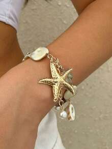 波西米亚风格复古海洋元素奢华串珠项链手链套装，金属海星吊坠仿珍珠锁骨项链，适合女士日常佩戴和海滩度假装饰，可作为礼品首饰套装。贝壳形状图案颜色随机。