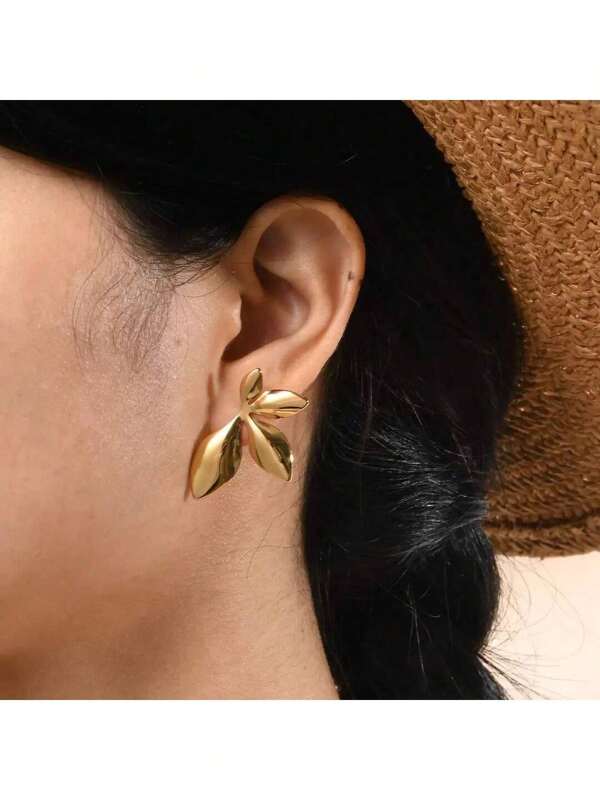 2 piezas Pendientes tipo botón con diseño elegante de hojas, chapado en oro de 18K para mujeres