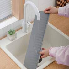 Protège-éclaboussures en silicone pour le plan de travail de l'évier, convient pour les éviers en hauteur, rangement en automne/hiver, excellent cadeau pour Noël et Halloween!
