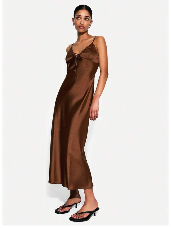 1pc Sexy V-Neck Backless Spaghetti Strap Dress, Fashionable Bodycon Sleeveless Elegant Long Dress, Suitable For Bars, Parties, Vacations