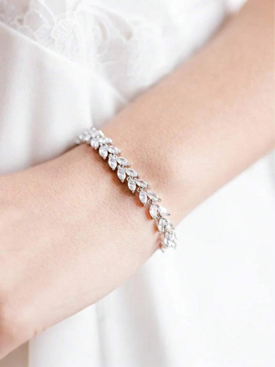 1 Peça Pulseira de Moda com Design Geométrico Incrustado de Zircônia com Formato de Oliva, Ajustável, Adequado para Mulheres, Uso Diário