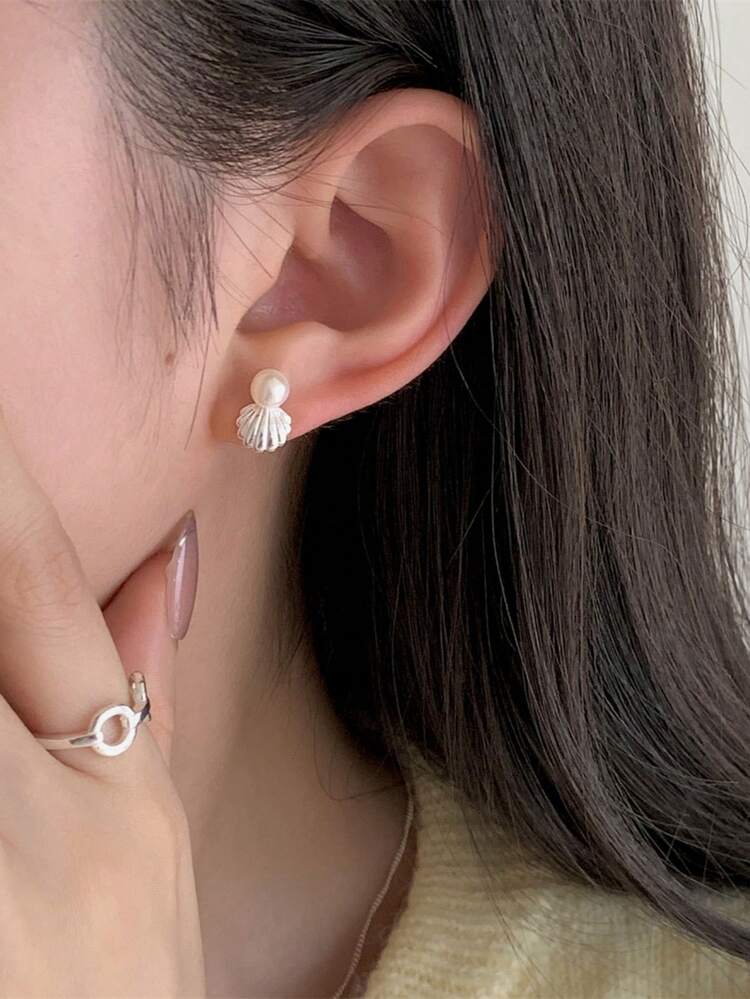 1 对小巧精致、百搭、清新优雅的 925 纯银淡水仿珍珠贝壳耳环，适合女性日常佩戴、海滩度假或玩耍时佩戴 - 銀色 - 查看 3