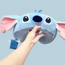 Miniso Disney قطعة واحدة وسادة على شكل حرف U من سلسلة ديزني ستيتش، خفيفة الوزن وقابلة للحمل، ضرورية للسفر، لطيفة ومريحة، أفضل هدية - الأزرق - مشاهدة 4