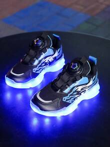Scarpe luminose a 7 colori con LED ricaricabili USB, sneaker con luci al neon a forma di cartone animato per bambini/bambine, piccoli, ragazzi e ragazze, colori: nero/blu/arancione, adatte per primavera, estate, autunno e inverno - Blu - Visualizzare 3