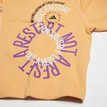 Adidas 短款时尚简约百搭休闲女士连帽拉链夹克外套 IB5890 - 脈衝琥珀 - 查看 3