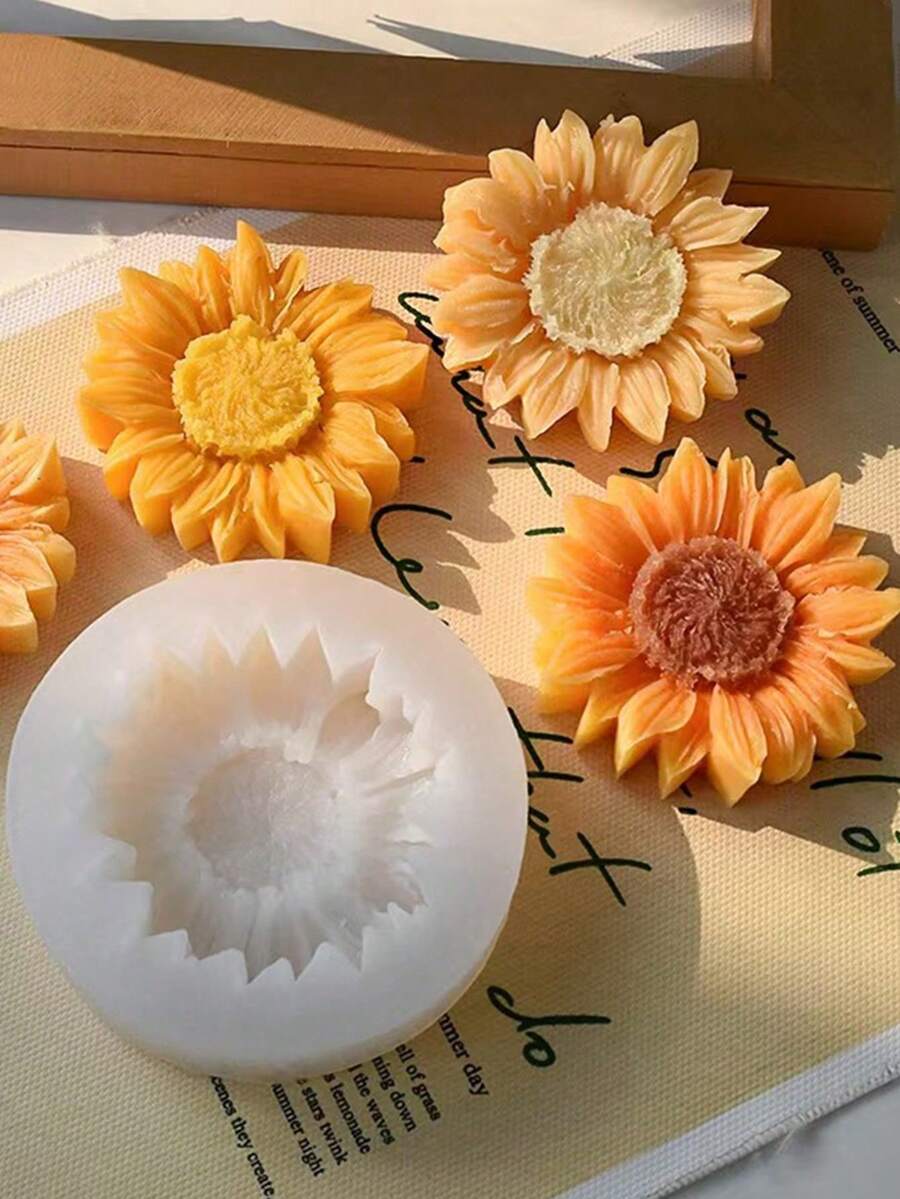 1pc Sunflower Pendant Silicone Mold, DIY Handmade Arts & Craft Plaster Mold