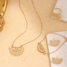 Set de 5 piezas de joyería estilo bohemio de aleación de zinc con perlas en forma de media luna - collar, anillo, aretes y pulsera