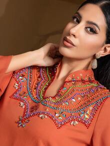 Middle Eastern Style Handcrafted Rhinestone Embellished Casual & Loose Arabian Thobe For Export