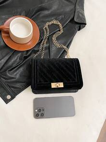 Fashion New Velveteen Quilted Strap Crossbody Bag, Street-Style Chain Shoulder Bag, Simple Solid Color Ladies Small Square Purse - Black - View 4