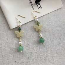 1 par de pendientes de mariposa delicados con cuentas, accesorio versátil con estilo vintage para Qipao o Hanfu, entrega de color aleatorio