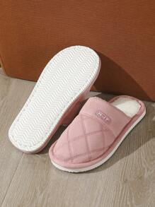 Nouvelles mules  brodées de losanges pour femmes et hommes, pantoufles d'intérieur confortables, chaudes et antidérapantes, convenant pour l'automne/l'hiver