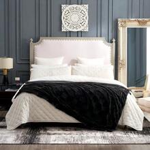 Checkered White Faux Rabbit Fur Throw Blanket, Soft Fuzzy Fluffy Minky Cream Furry Blankets For Couch, Bed (50 * 60 Inches Ivory) - Black - View 7